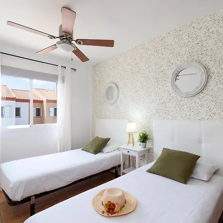 Villa Enrique By *