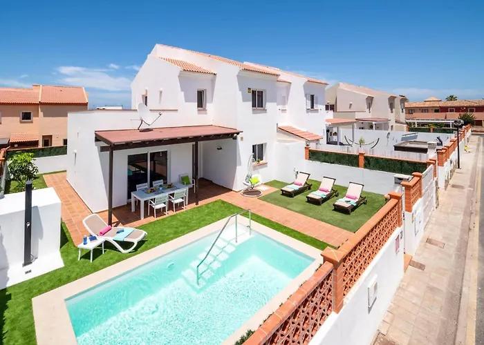 Enrique By فيلة كوراليهو