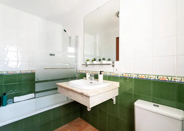 Enrique By ヴィラ *