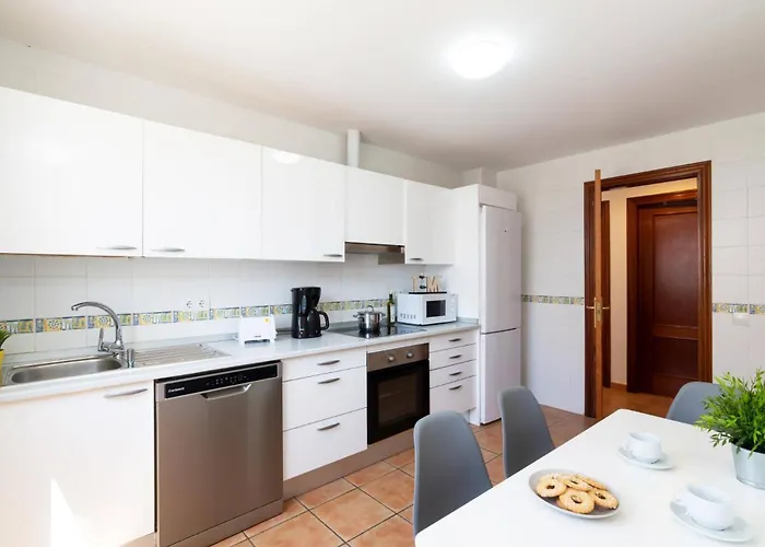 Enrique By ヴィラ